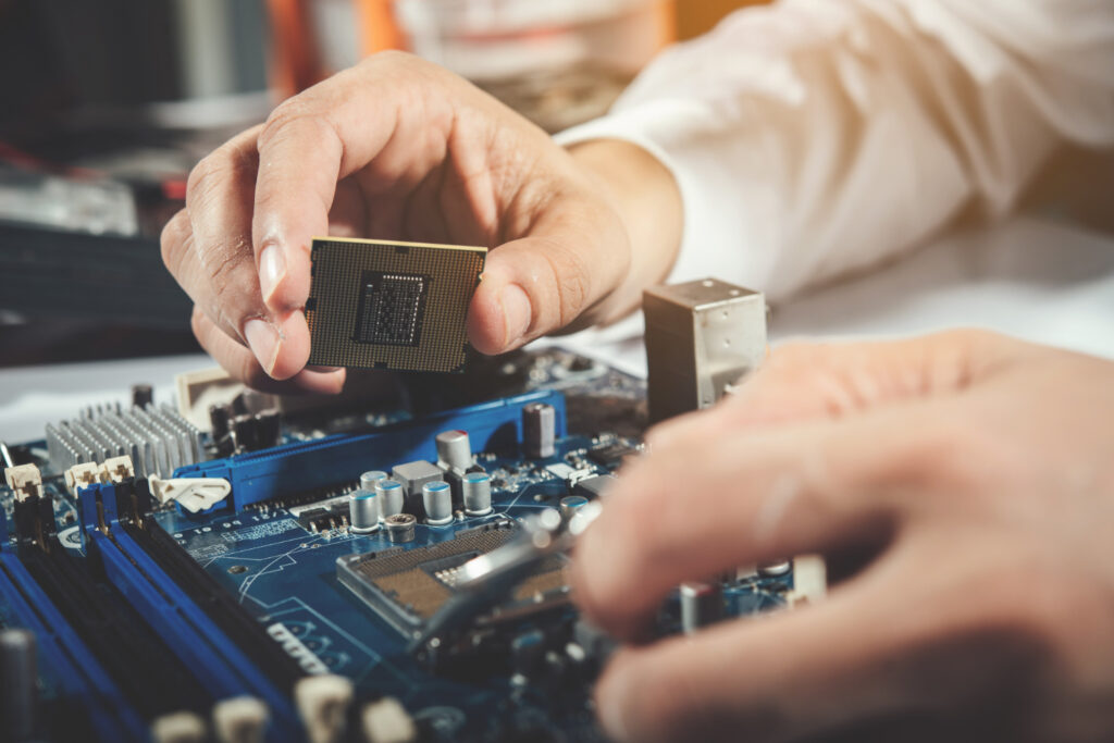 How to learn or become Electronics Technician without a Degree