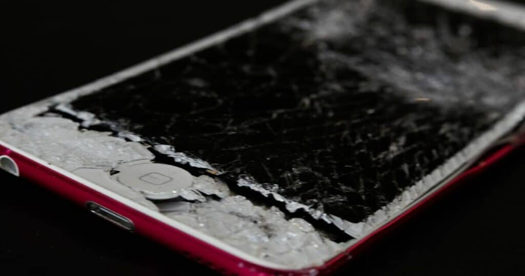 Why Is It Expensive To Repair An IPhone Screen?