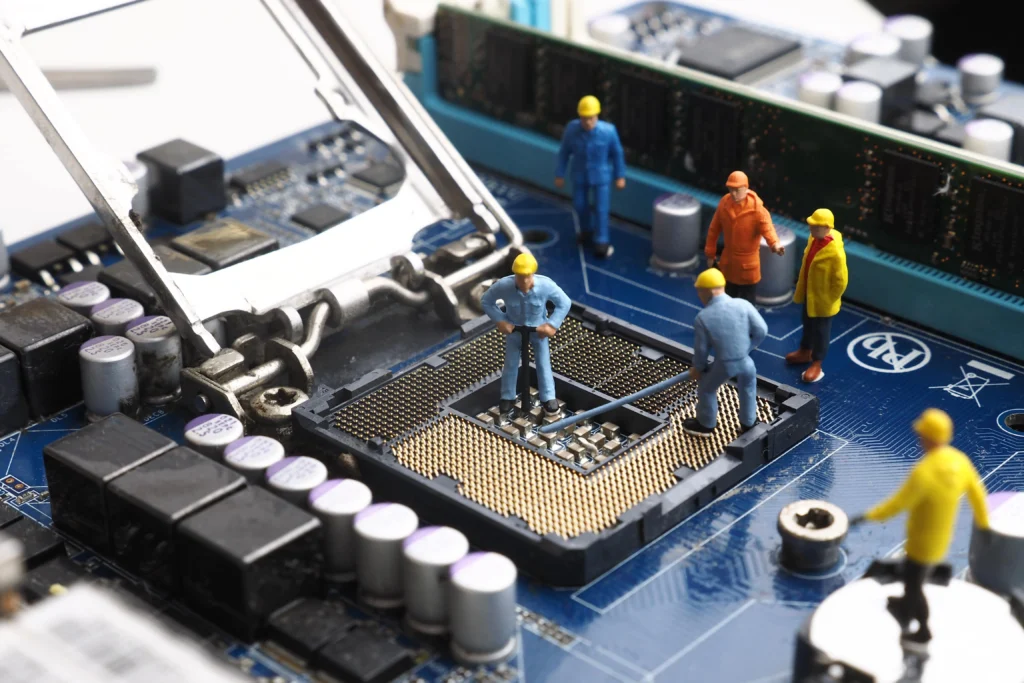 Best Shops to fix Computer or Laptops Data Recovery services in Toronto.
